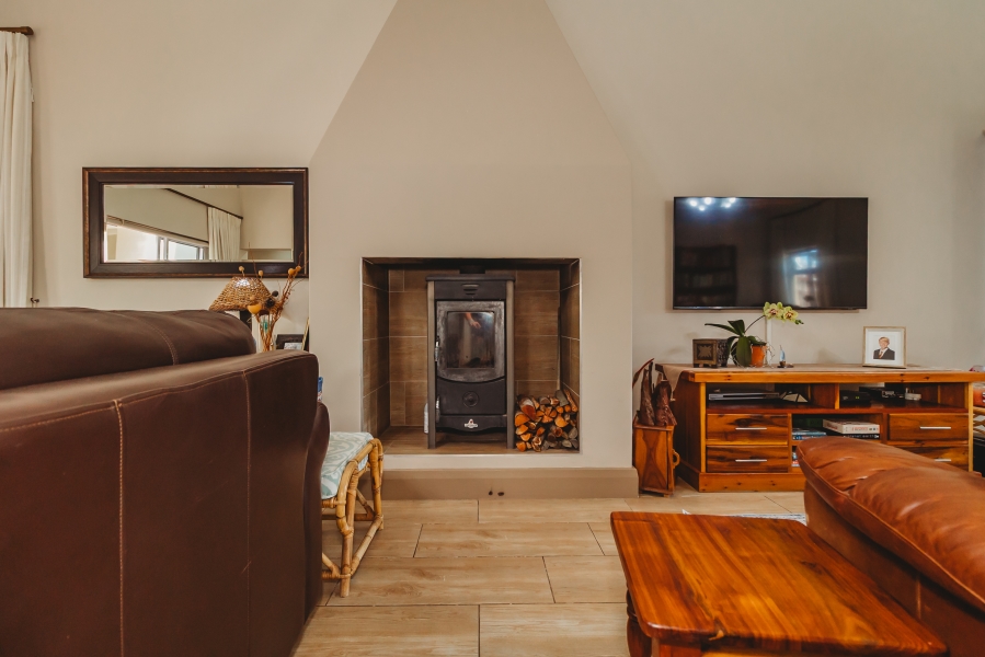 3 Bedroom Property for Sale in Kraaibosch Country Estate Western Cape